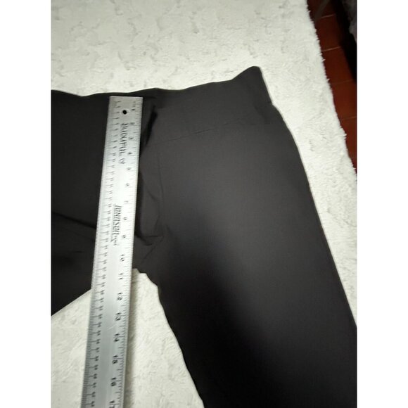 Debra C Women's Walking Bermuda Shorts Mid-Rise Stretch Black Size Large New - Picture 7 of 8